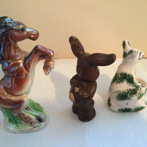 Three ceramic hand painted figurines horse squirrel kangaroo - Picture 3 of 12